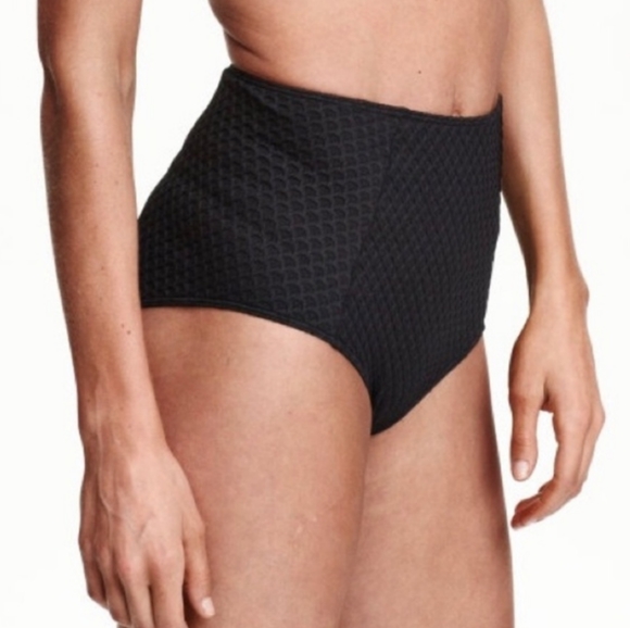 H&M Black Jacquard Top and Bottom Bikini Set | 34B and Size 8 - Picture 9 of 13